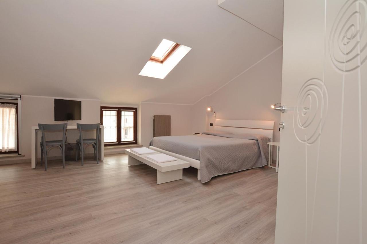 Hotel & Apartments " Perpoin " Saluzzo Zewnętrze zdjęcie